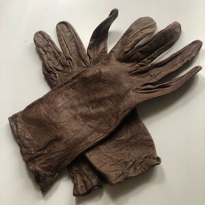 Dark Brown Leather Gloves with Vintage Texture and Wrist-Length Design